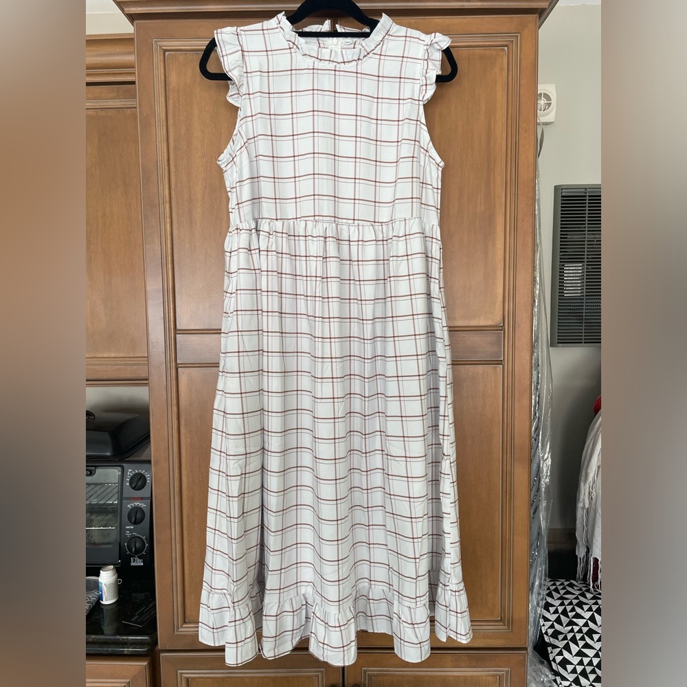 Petallush maxi dress sz S